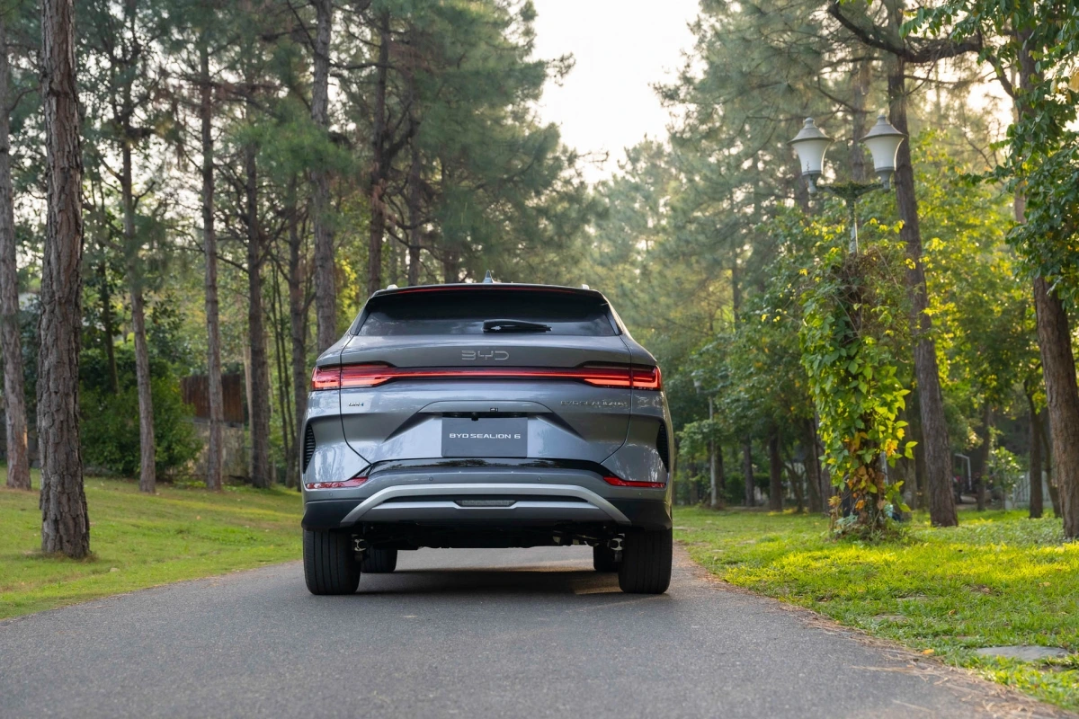 byd-sealion6-bydlongbien-hanoi