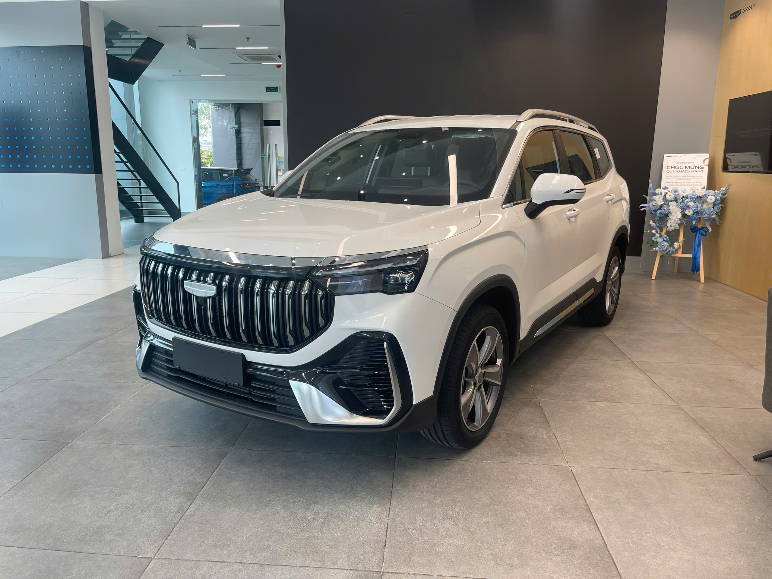geely-okavango 2026 báo giá, ưu đãi và lái thử tại Geely Long Biên 0966700152
