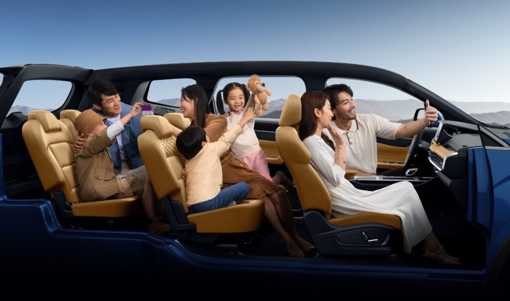 geely-okavango 2026 báo giá, ưu đãi và lái thử tại Geely Long Biên 0966700152